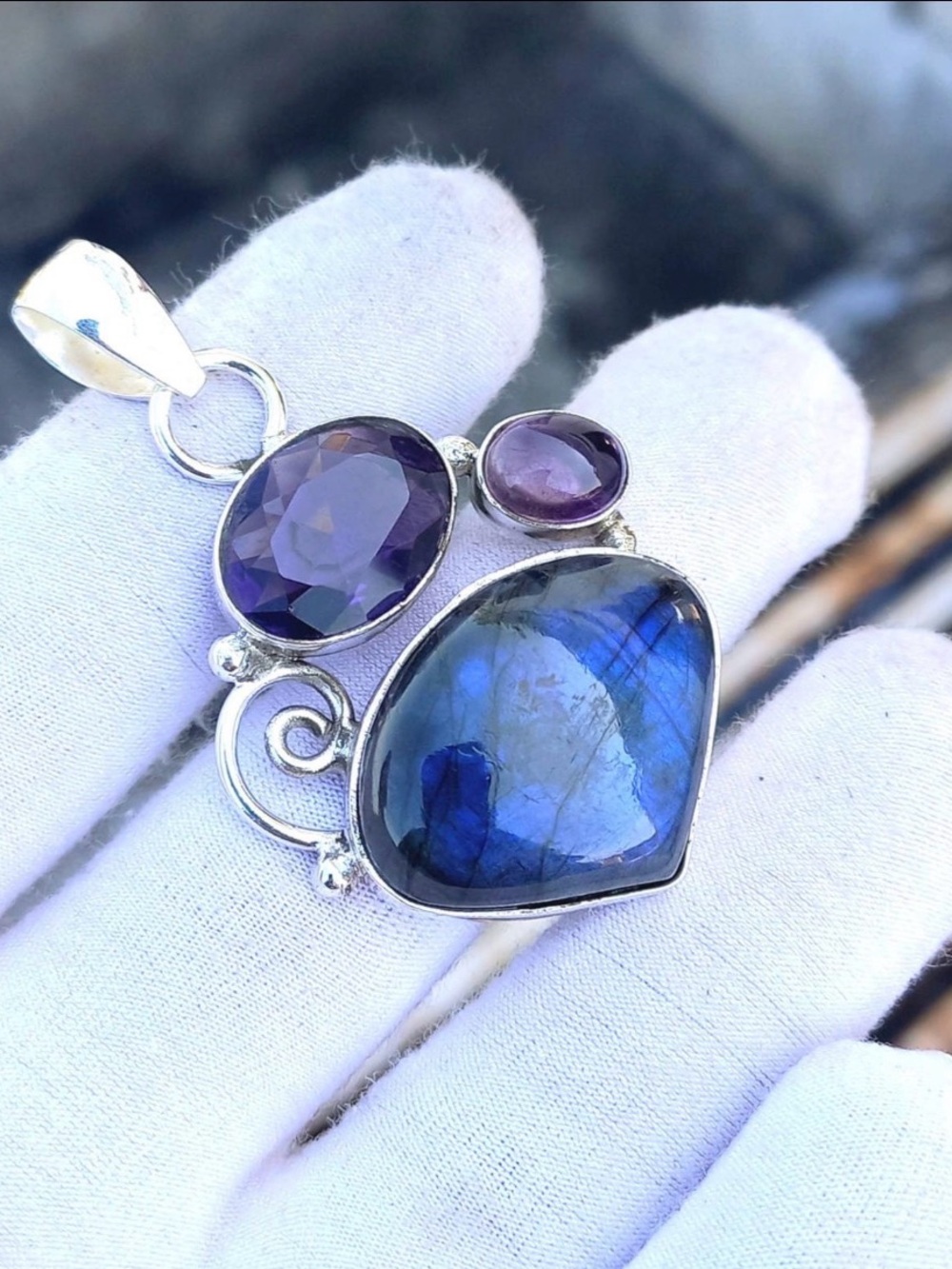 Artisan 925 Sterling Silver Labradorite & Amethyst Pendant